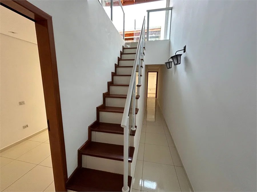 Casa de Vila para alugar com 4 suítes em Vila Romana, São Paulo, SP