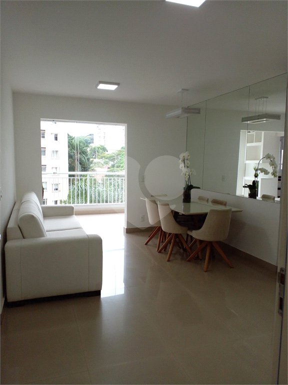 Apartamento à venda com 3 quartos, sendo 1 suíte, em Jardim Vazani, São Paulo, SP