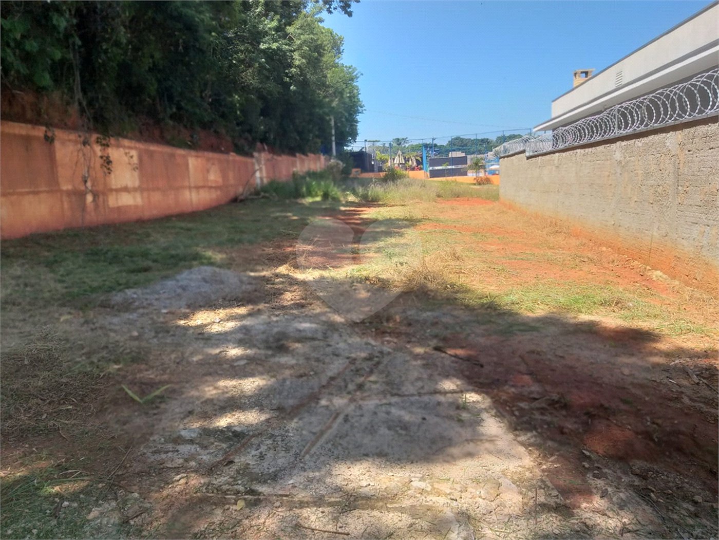 Terreno à venda no Centro, Araçoiaba da Serra, SP