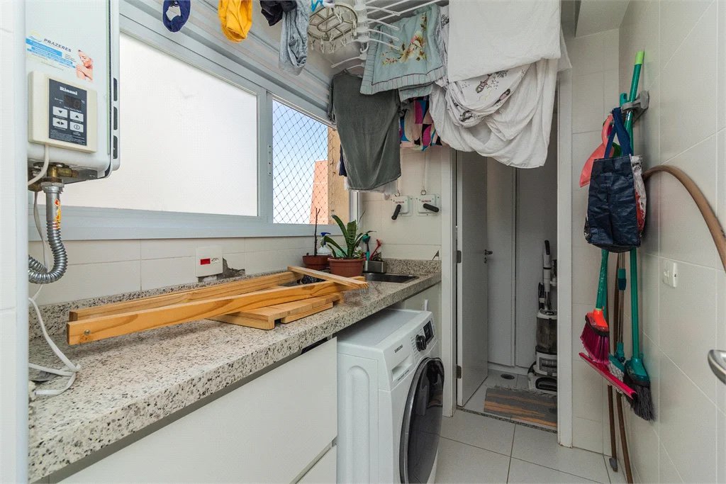 Apartamento à venda com 3 suítes em Alto da Lapa, São Paulo, SP