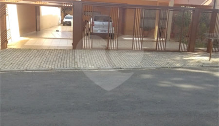 Casa Térrea à venda com 3 quartos, sendo 2 suítes,  em Vila Maria Helena, Indaiatuba, SP