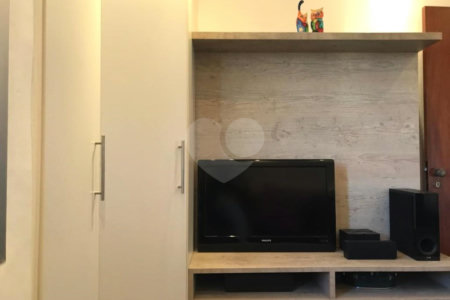 Apartamento à venda com 3 quartos, sendo 1 suíte,  em Vila Polopoli, São Paulo, SP