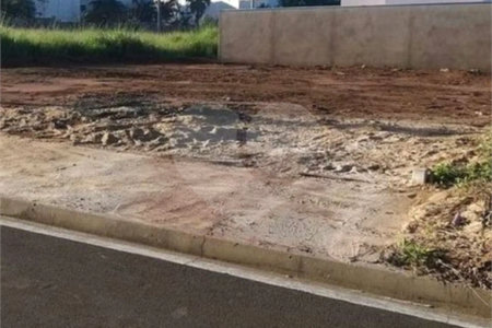 Terreno com 253,00 m² .