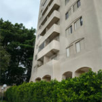 Apartamento com 2 Dormitórios , amplo com 77 metros e com vaga de garagem fixa