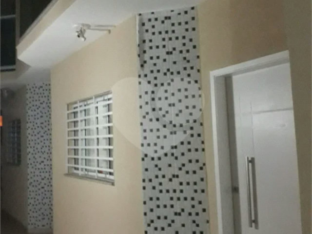 Casa de Vila à venda com 2 suítes no condomínio Cândia, São Paulo - SP
