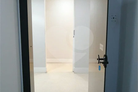 SALA COMERCIAL, 106m2, NO PARAISO