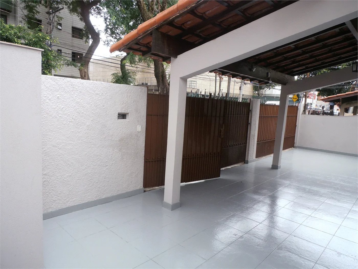 Sobrado à venda ou para alugar com 4 quartos, sendo 1 suíte, em Vila Butantã, São Paulo, SP