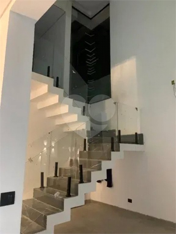 MAGNÍFICA CASA de 250 m² para VENDA NO CONDOMÍNIO VALE DAS AGUAS EM BRAGANÇA PAULISTA