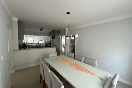 Casa à venda com 3 quartos, Sendo 1 suíte, em Vila Boa Vista, São Carlos, SP