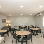 Apartamento com 2 dormitórios.