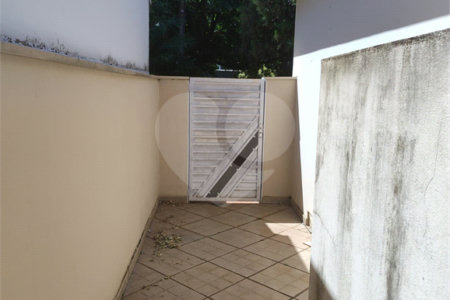 Excelente sobrado no Condomínio Parque Sabará