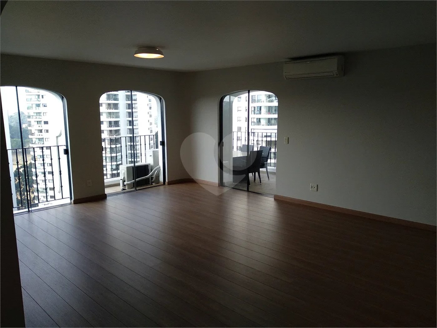 Apartamento para alugar com 4 suítes em Alto da Boa Vista, São Paulo, SP