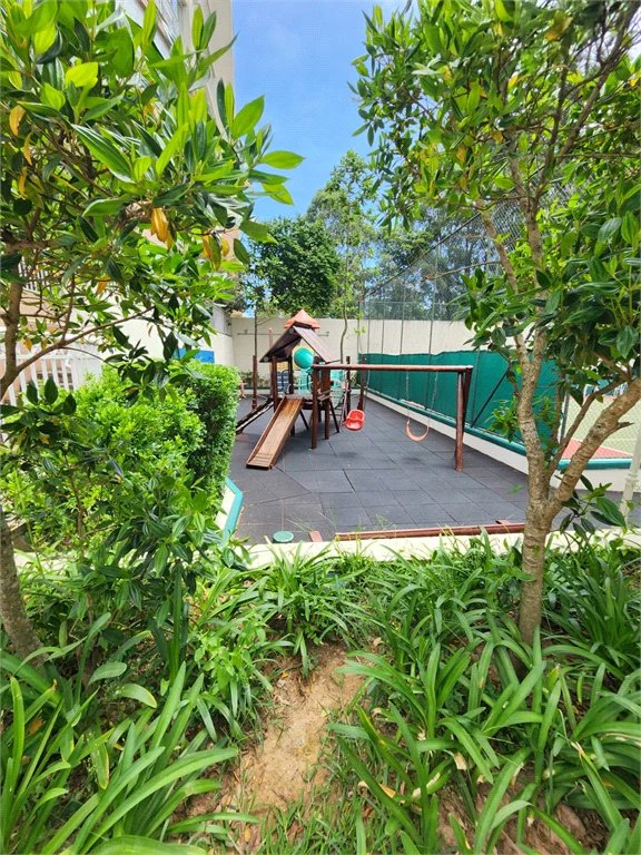 Apartamento à venda com 3 quartos, sendo 2 suítes,  em Jardim Arpoador, São Paulo, SP