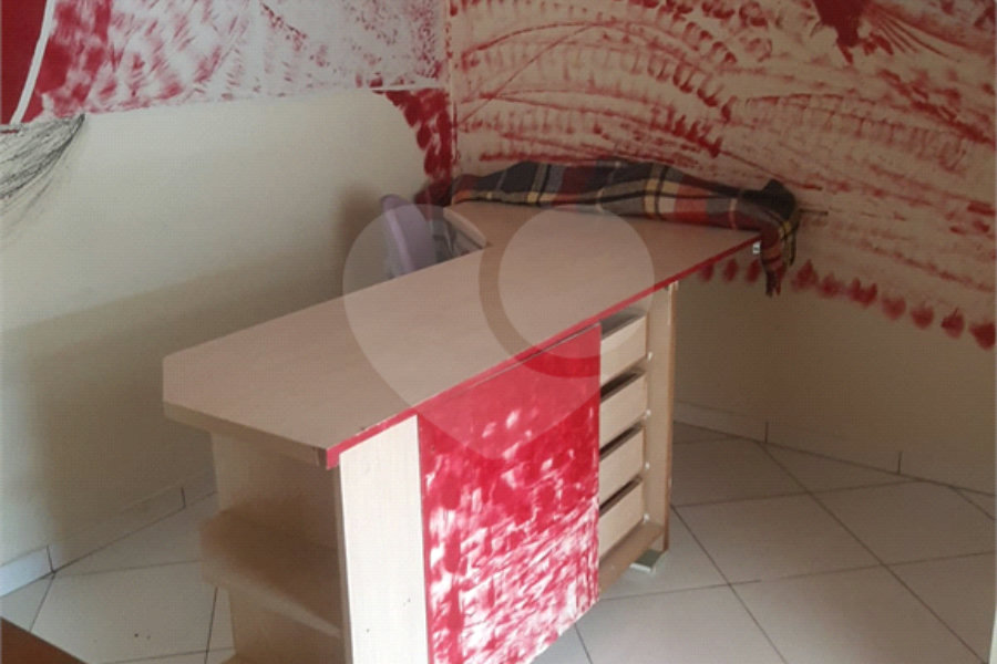 Sobrado à venda com 3 quartos, sendo 1 suíte, em Tremembé, São Paulo, SP