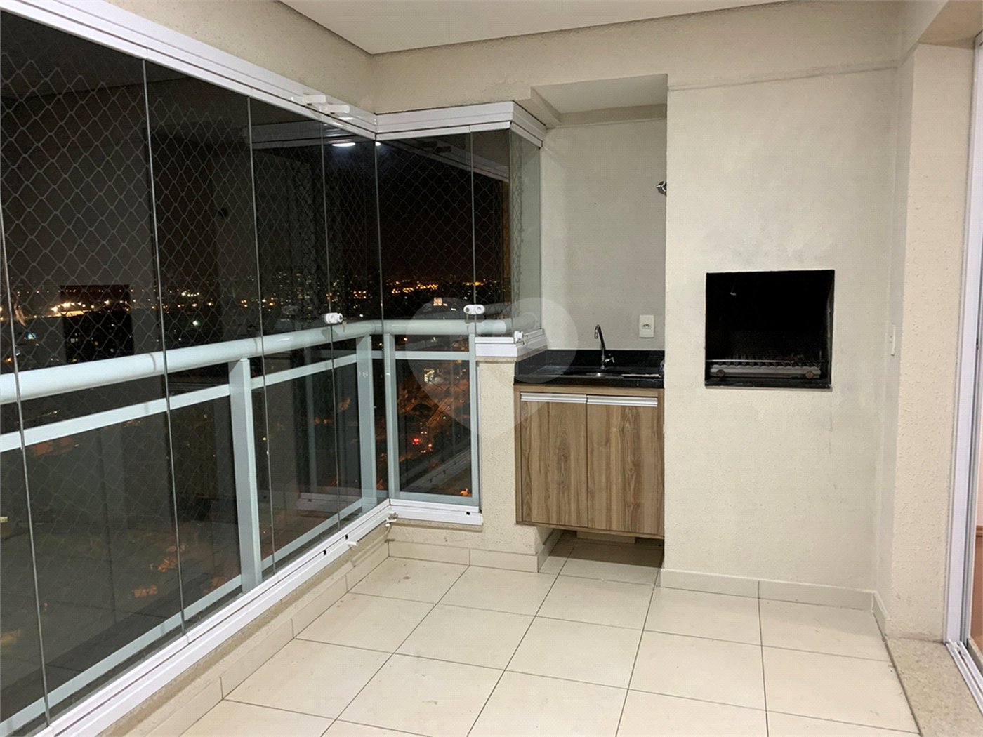 Apartamento à venda com 3 quartos, sendo 1 suíte, em Barra Funda, São Paulo, SP