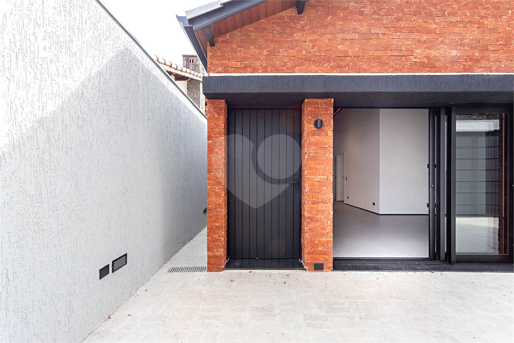 Casa Térrea à venda com 3 quartos, sendo 2 suítes, em Alto da Boa Vista, São Paulo, SP