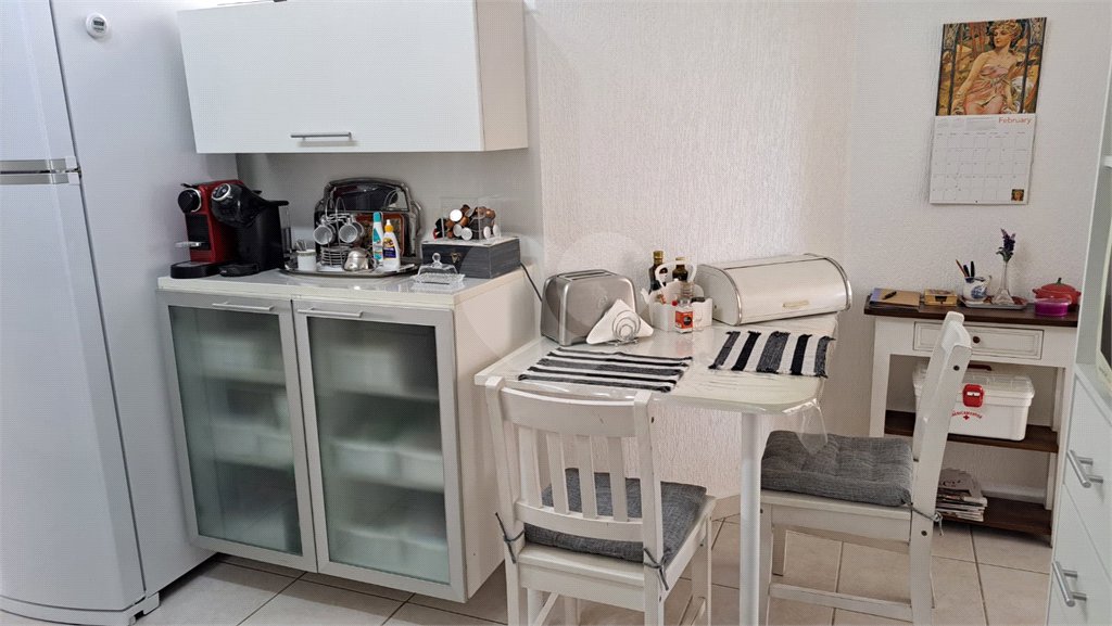 Apartamento à venda com 4 quartos, sendo 2 suítes, em Cidade São Francisco, São Paulo, SP