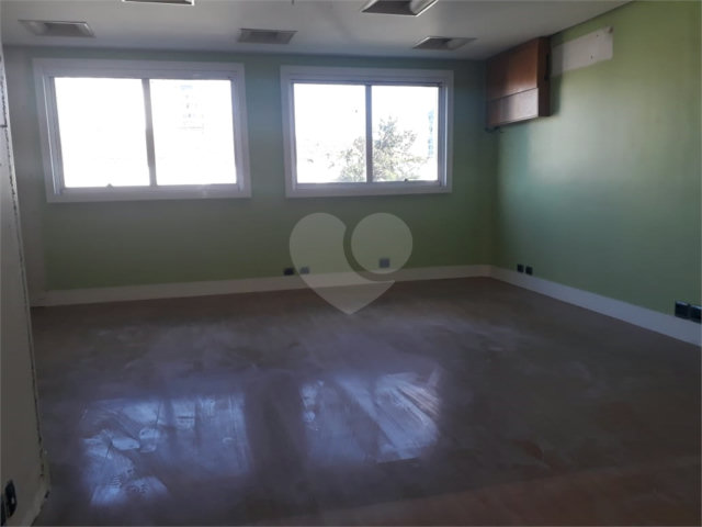 Sala à venda em Santana, São Paulo, SP