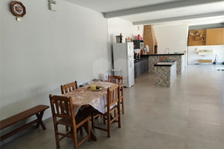 Casa Térrea à venda com 3 quartos em Recanto Campestre Internacional de Viracopos Gleba 9, Indaiatuba, SP