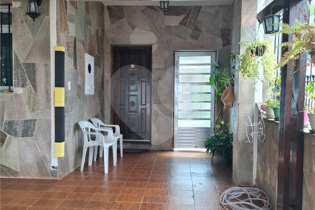 Sobrado à venda com 3 quartos em Santa Teresinha, São Paulo, SP
