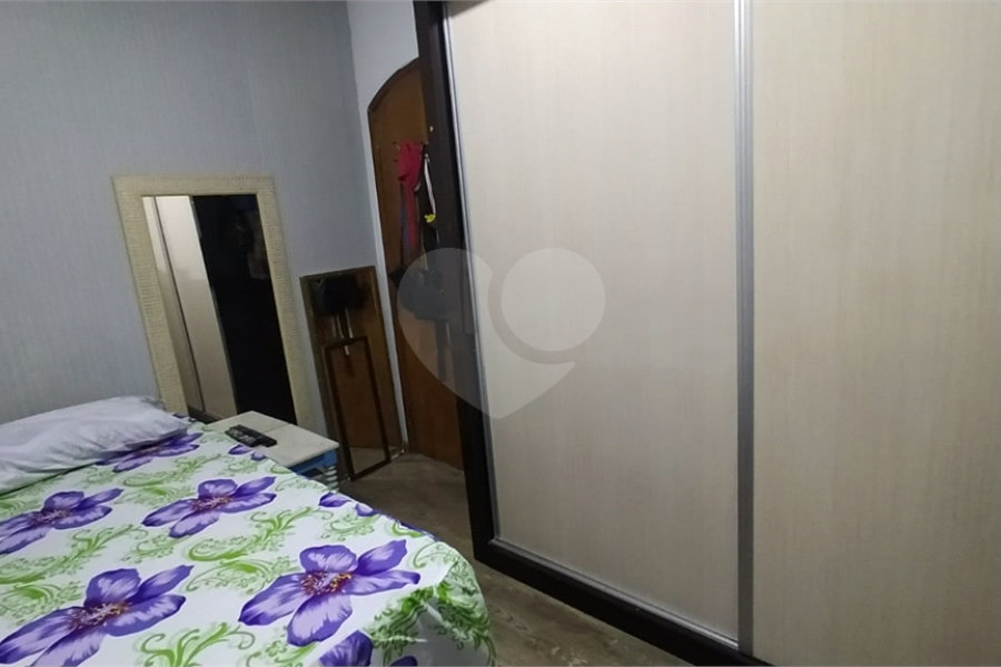 Sobrado à venda com 3 quartos, sendo 1 suíte, em Jardim Tabatinga, Guarulhos, SP