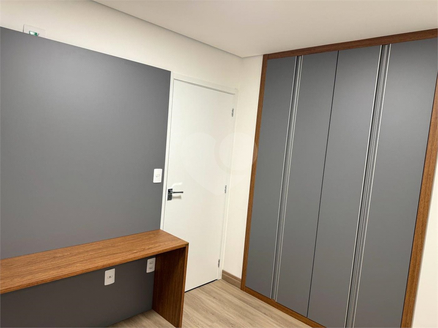 Apartamento à venda com 3 suítes em Parque Campolim, Sorocaba, SP