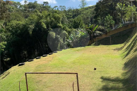 Chácara à venda ou para alugar com 5 quartos, sendo 4 suítes,  em Ouro Fino, Santa Isabel, SP
