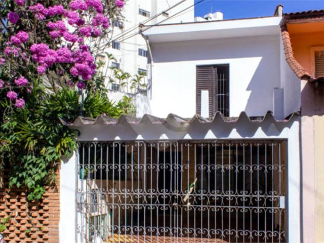 Sobrado à venda com 2 quartos em Santana, São Paulo, SP