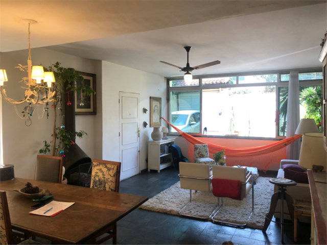 Casa à venda com 3 quartos em Alto da Boa Vista, São Paulo, SP