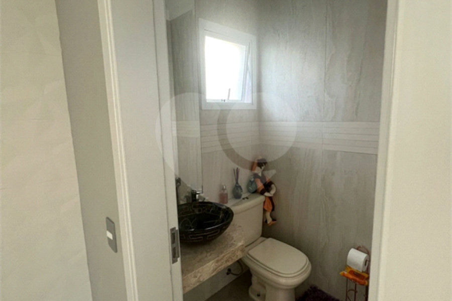Casa à venda com 4 suítes no condomínio Residencial Jabuticabeiras, São Paulo - SP