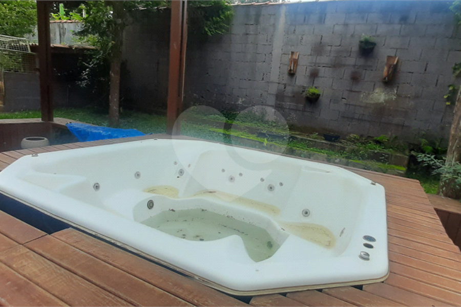 Casa à venda com 3 suítes no condomínio Chacarás Bela Vista, Mairiporã - SP