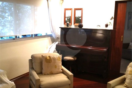 Apartamento à venda com 3 quartos, sendo 1 suíte, em Jardim Paulista, São Paulo, SP