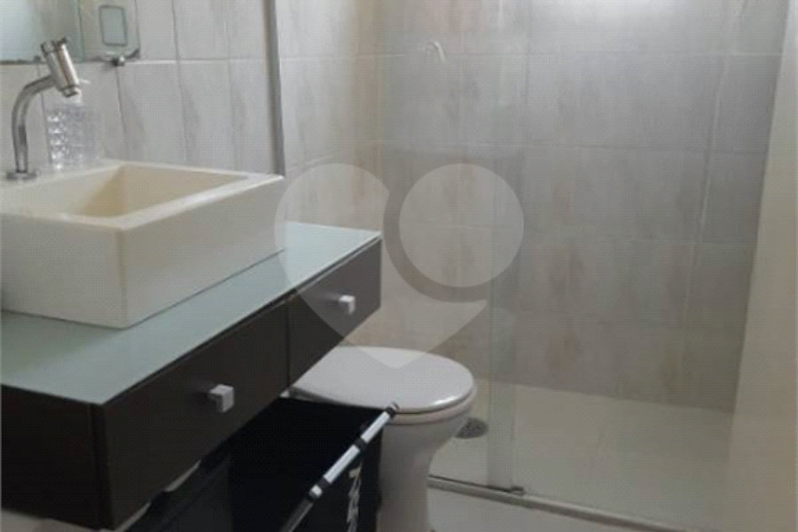 Sobrado à venda com 2 quartos em Chora Menino, São Paulo, SP