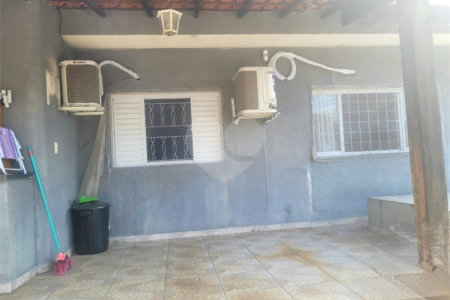 Casa à venda com 3 quartos, sendo 1 suíte, em Jardim Itanguá, Sorocaba, SP