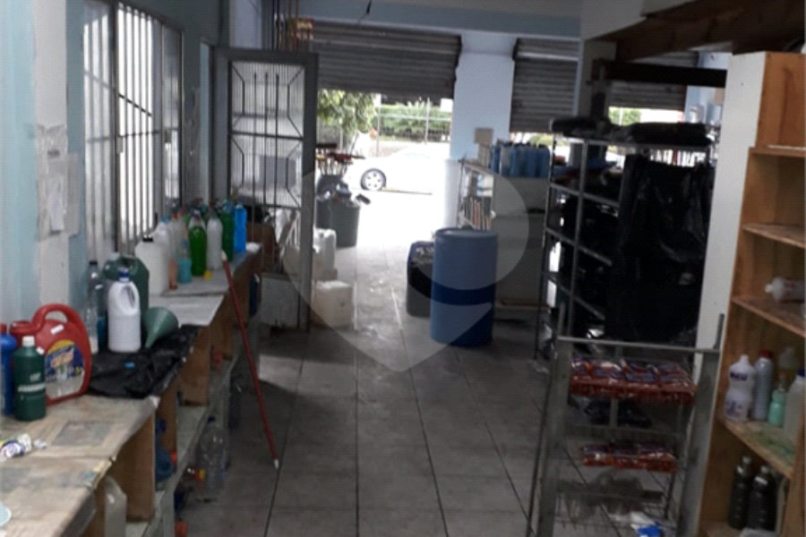 Casa à venda com 2 quartos em Vila Carrão, São Paulo, SP