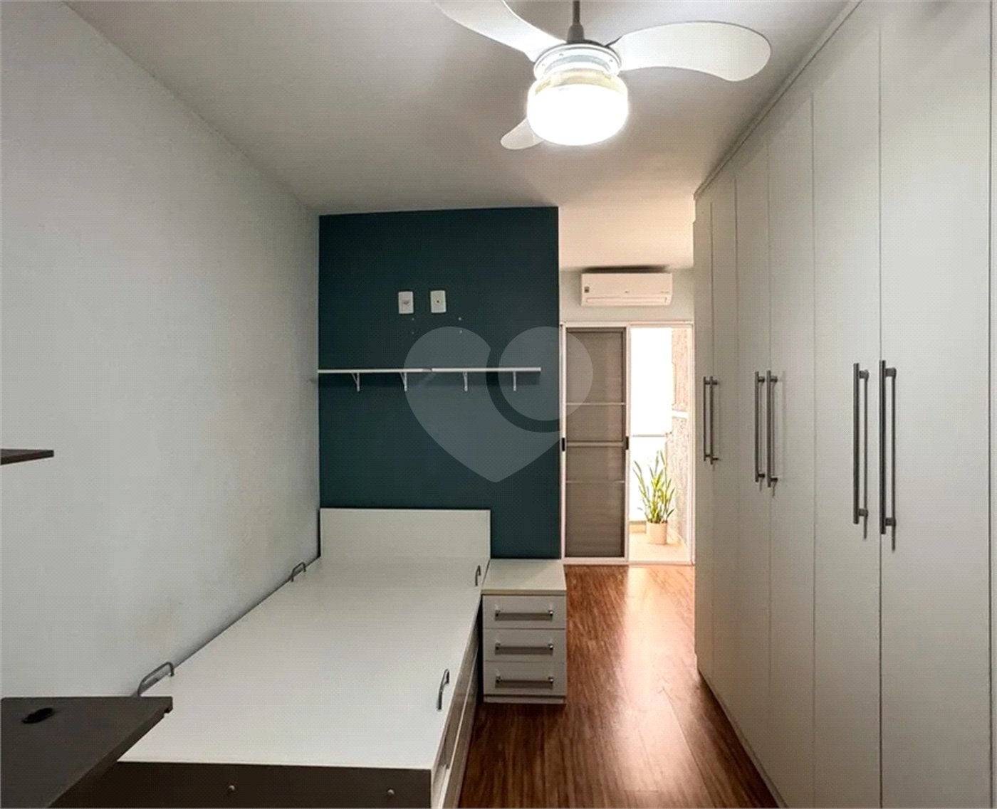 Casa à venda com 3 suítes em Água Fria, São Paulo, SP