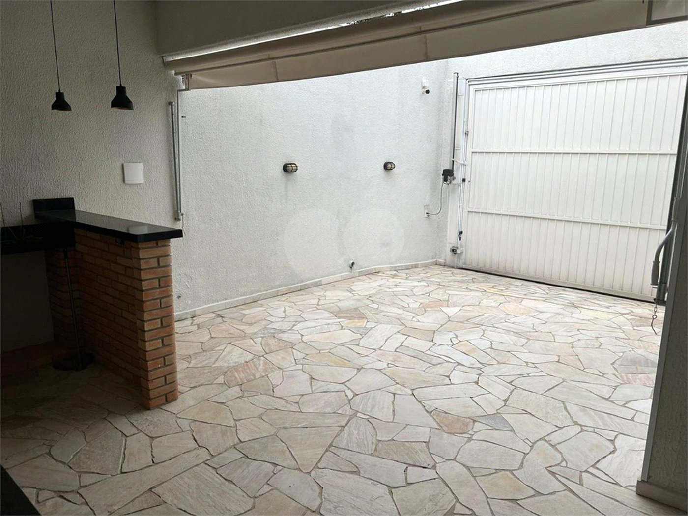 Casa à venda com 3 quartos, sendo 1 suíte,  em Vila Suissa, Mogi das Cruzes, SP