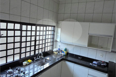 Casa à venda com 4 quartos, sendo 2 suítes, em Planalto Verde, Ribeirão Preto, SP