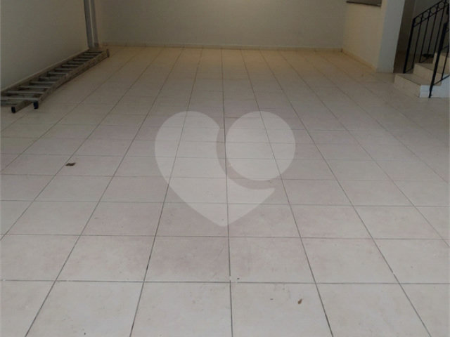 Sobrado à venda com 4 quartos, sendo 3 suítes,  em Tremembé, São Paulo, SP