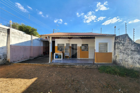 Casa à venda com 2 quartos no Centro, Poá, SP