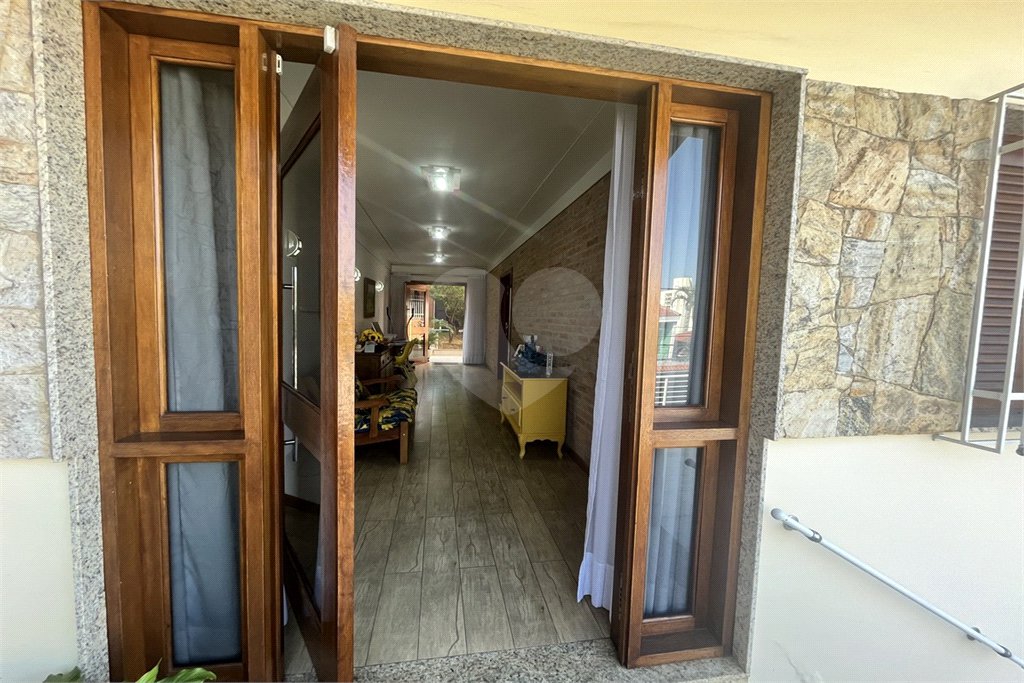 Casa à venda com 4 quartos, sendo 3 suítes, em Vila Guilherme, São Paulo, SP