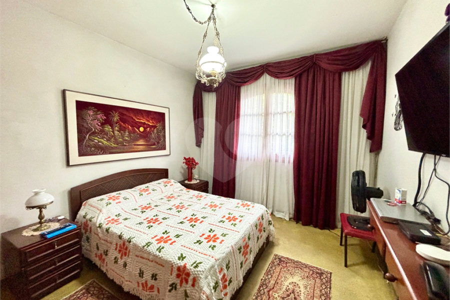 Sobrado à venda com 5 quartos, sendo 2 suítes, em Vila Albertina, São Paulo, SP