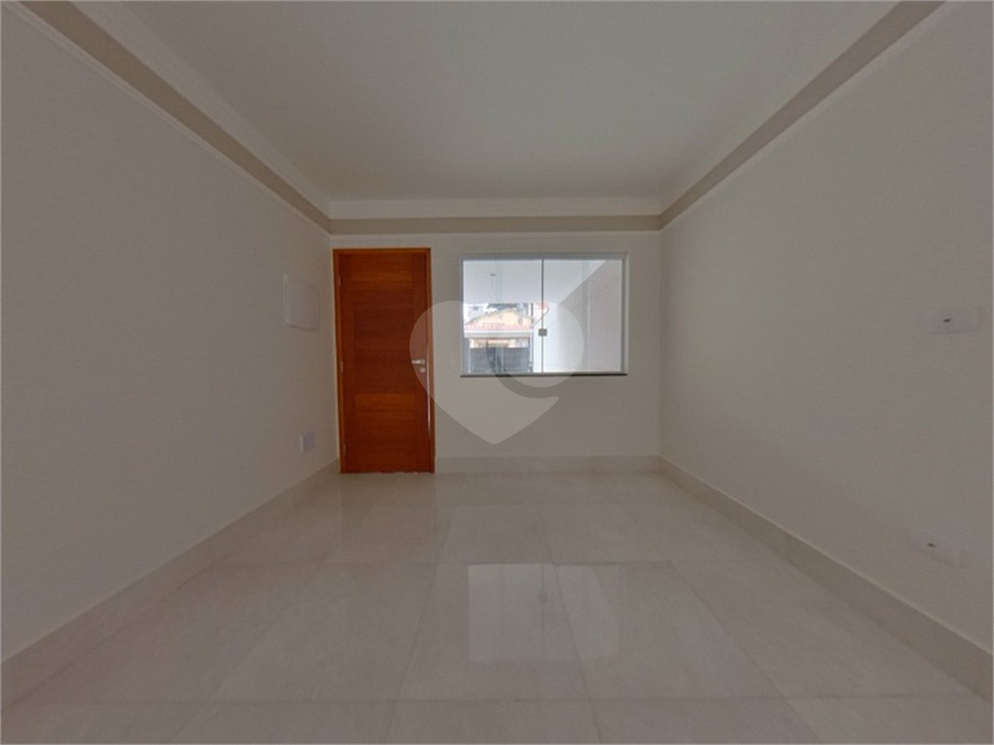 Casa à venda com 3 suítes no condomínio Residencial Gaya, São Paulo - SP