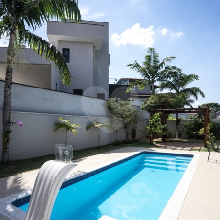 Casa à venda com 3 suítes no condomínio Reserva dos Vinhedos, Louveira - SP