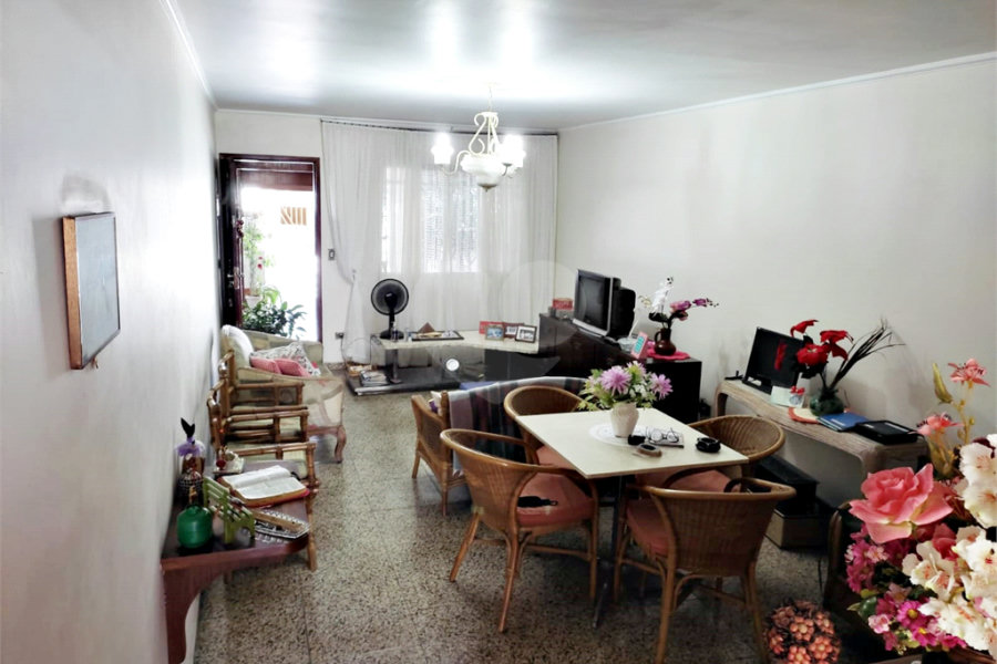 Sobrado à venda com 2 suítes em Tremembé, São Paulo, SP