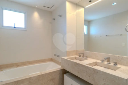 Apartamento à venda com 4 quartos, sendo 3 suítes, em Cidade Monções, São Paulo, SP