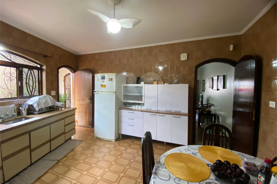 Sobrado à venda com 3 quartos, sendo 1 suíte, em Palmas do Tremembé, São Paulo, SP