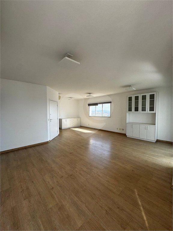 Apartamento à venda com 3 suítes em Parque Campolim, Sorocaba, SP