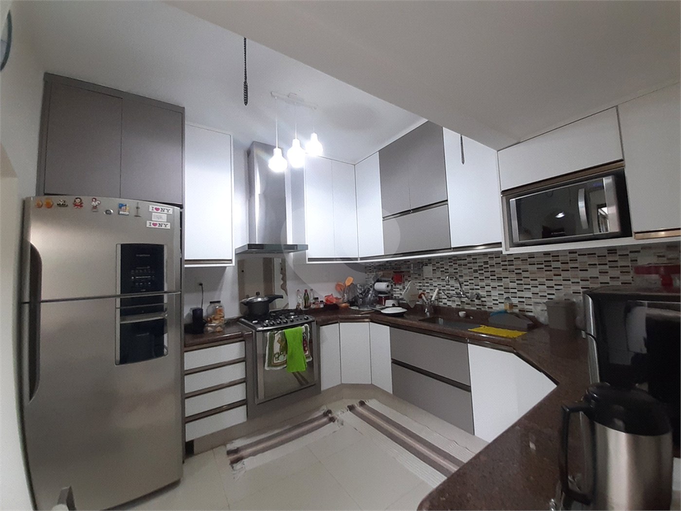 Casa à venda com 4 quartos, sendo 2 suítes,  em Jardim Floresta, São Paulo, SP
