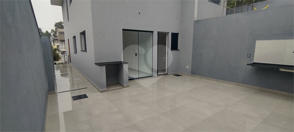 Sobrado à venda com 3 quartos, sendo 1 suíte, em Jardim Maristela, Atibaia, SP
